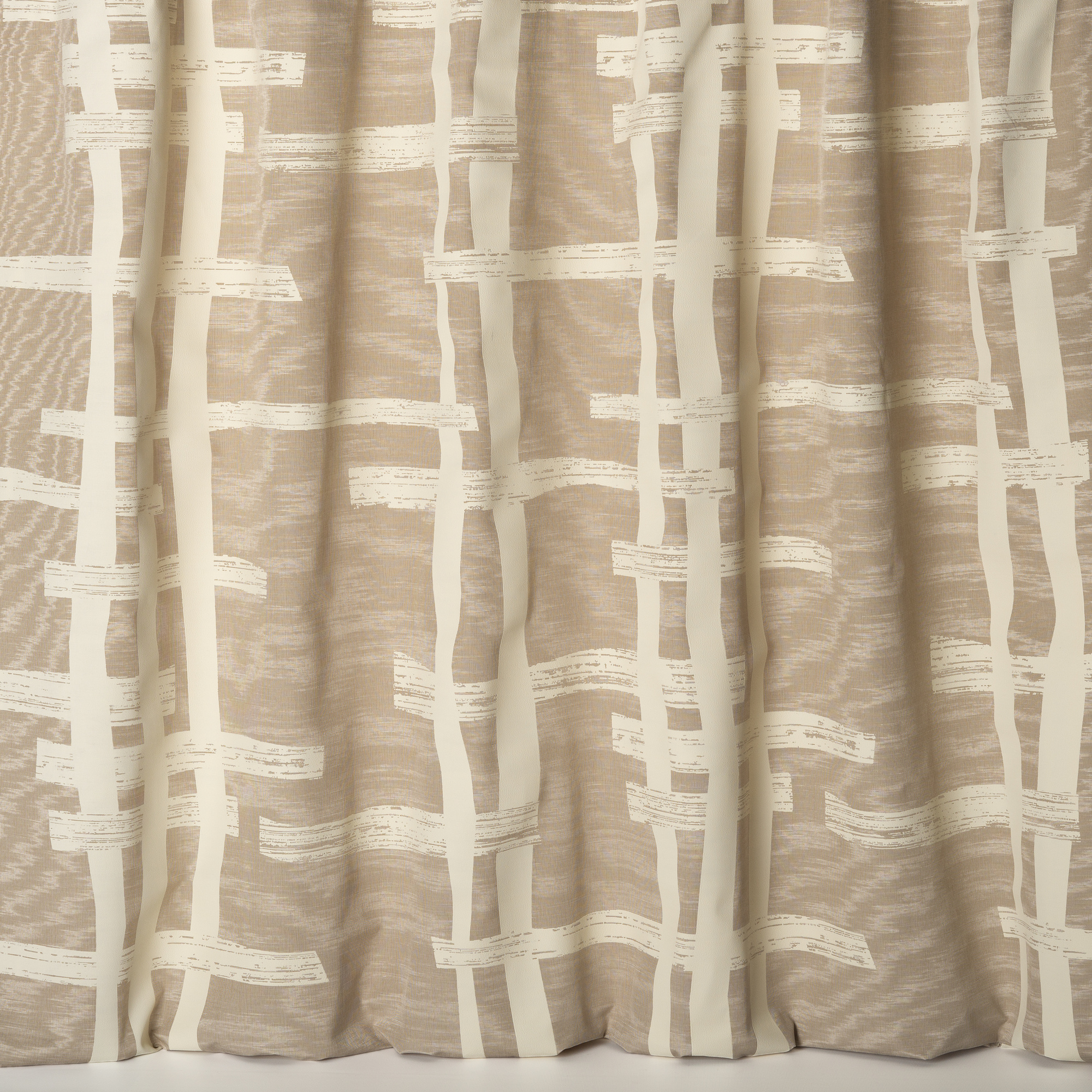 Semi-Sheer Clipped Jacquard Curtain